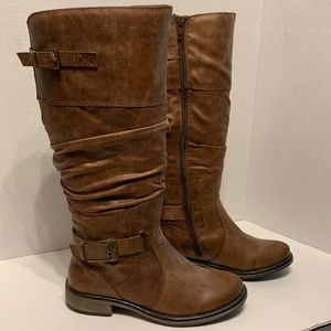 NEW::: BARETRAPS, tall brown scrunch boots. Soft fabric.  Size 6M 👢👢👢👢👢